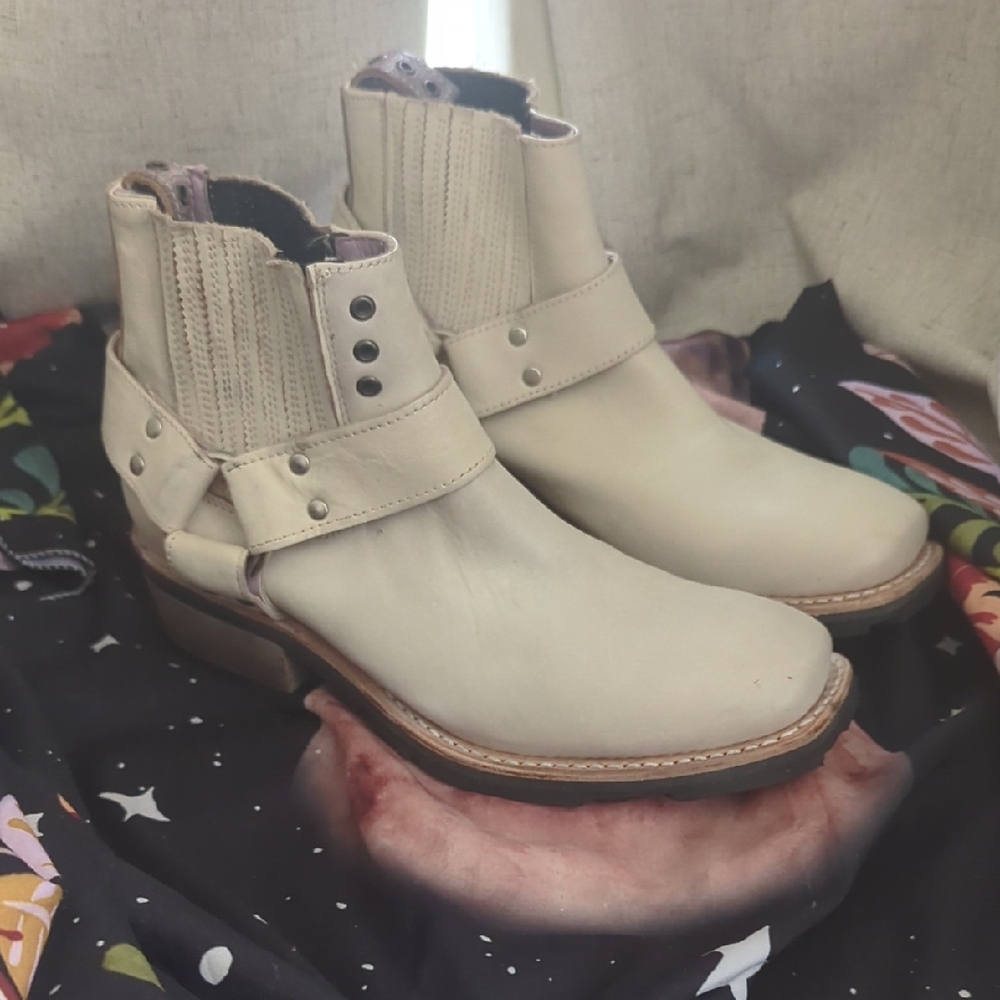 Freebird Ankle Boots Size 10
